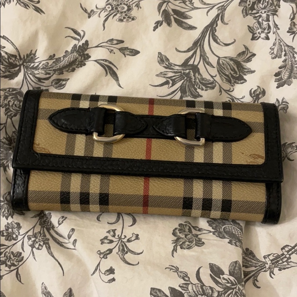 Burberry wallet